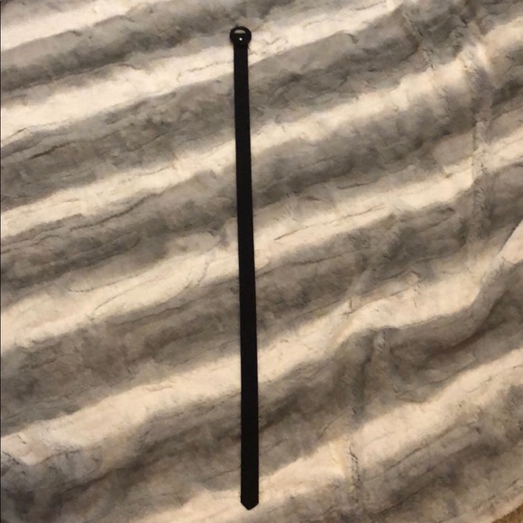 Black dress w/belt - Picture 4 of 4